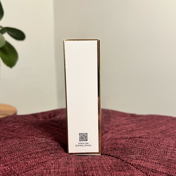 BYROE New York Celery AHA + LHA Resurfacing Serum, 1.01 FL. OZ. - Picture 7 of 10